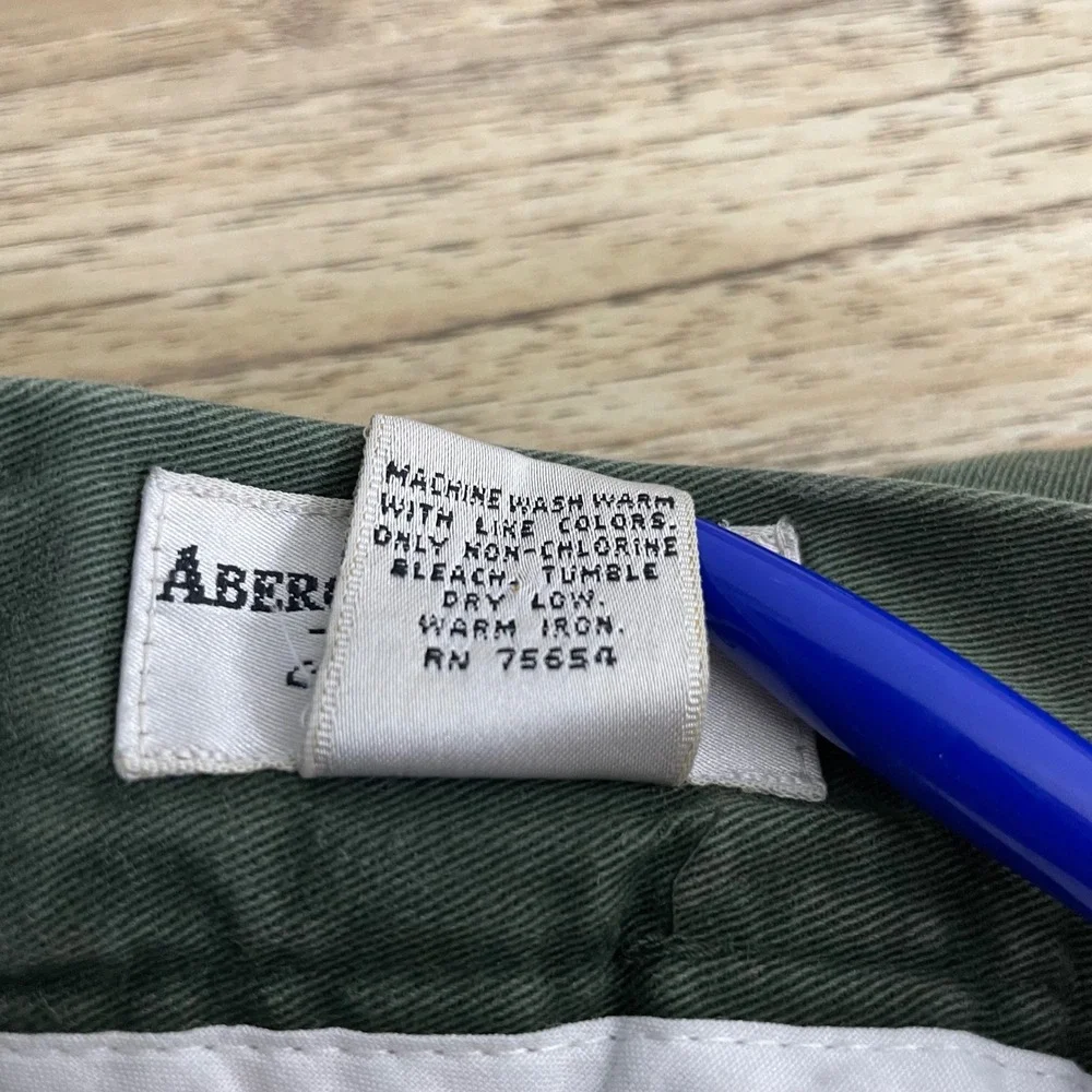 Abercrombie & Fitch Mens Vintage Double Pleated Chinos Green 32x30 Cotton Cuffed